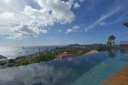 Villa Edunia 3BR - Image 3
