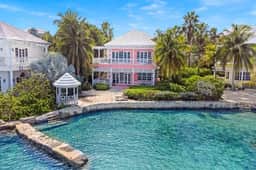 Sea Star Villa - Image 3