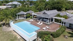 Villa No Limit 2BR - Image 2