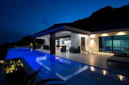 Villa Rose Dog - Image 5