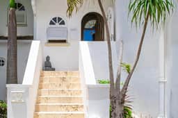 Royal Villa 12 - Image 4