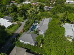 Seastar House and Cottage - Image 4