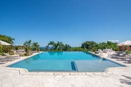 Infinity 6BR at the Tryall Club - Image 3