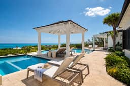 Sea to Sky Villa - Image 2