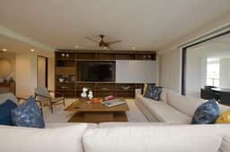 Condo Silver - Image 3