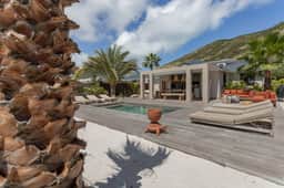 Beach House - Image 4