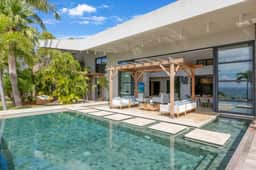 Villa Emeraude 5BR - Image 3