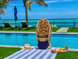 Coconut Grove Suite - Image 5