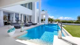 The Beach House - Image 2