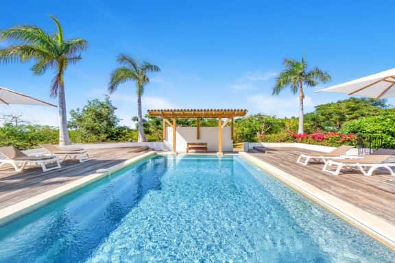 La Hacienda 5BR - Image 1