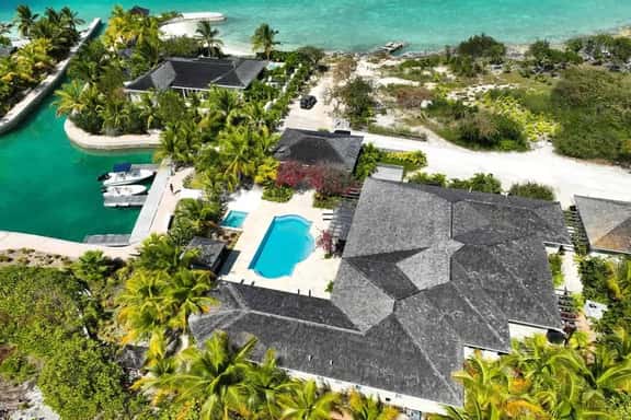Marina House - Image 1