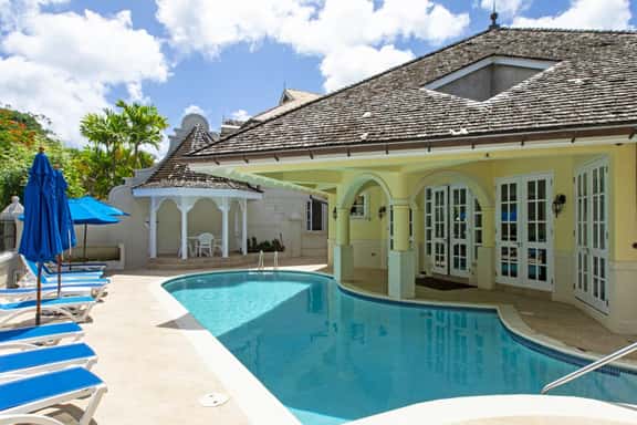 The Falls Villa 4 - Image 1
