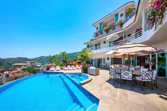 Casa Yvonneka - Image 1