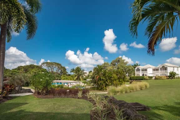 Royal Villa 18 - Image 1
