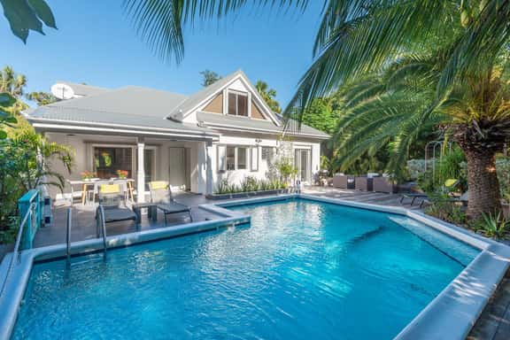 Seaside 3BR - Image 1