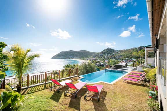 Villa Estrela 4BR - Image 1