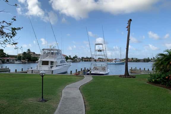 Bay View 7 1BR - Image 1
