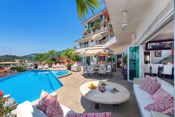 Casa Yvonneka - Image 1