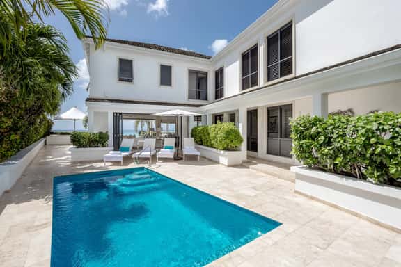 Dolphin Beach House - Image 1