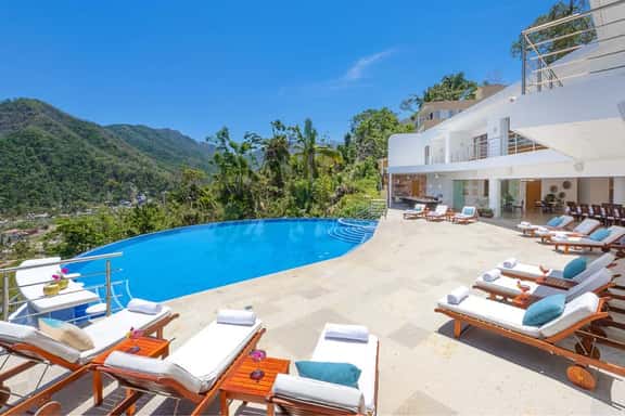 Villa Magnifico 8BR - Image 1