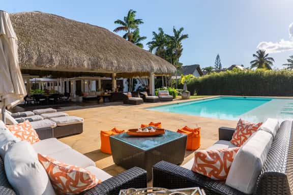 Tropical Modern - Image 1