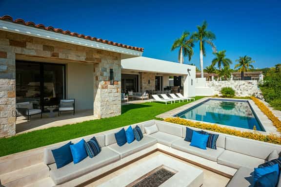 Estates 58 Palmilla - Image 1