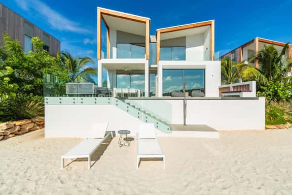 4 Bedroom Lagoon Villa (LV02) - Image 1