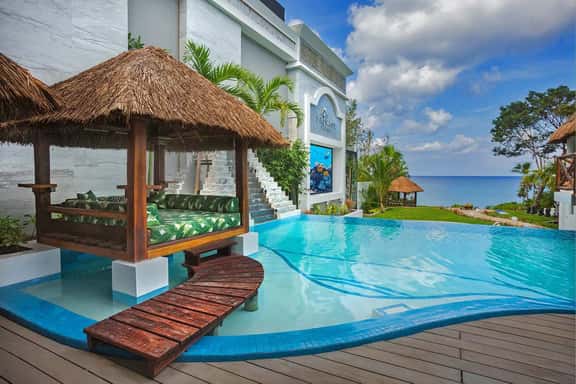 Private Paradise - Image 1