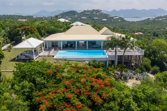 Villa Callisto 3BR - Image 1