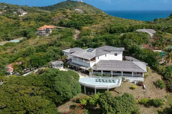 Villa Tamarind 7BR - Image 1