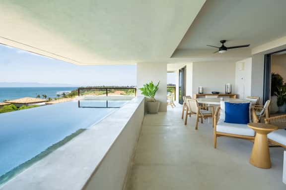 Encanto 1021 - Image 1