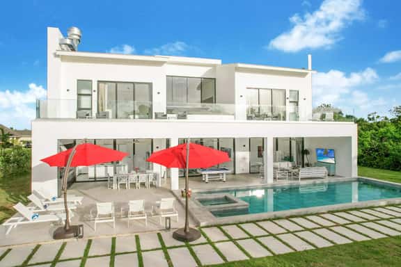 Villa Las Palmas 16 - Image 1