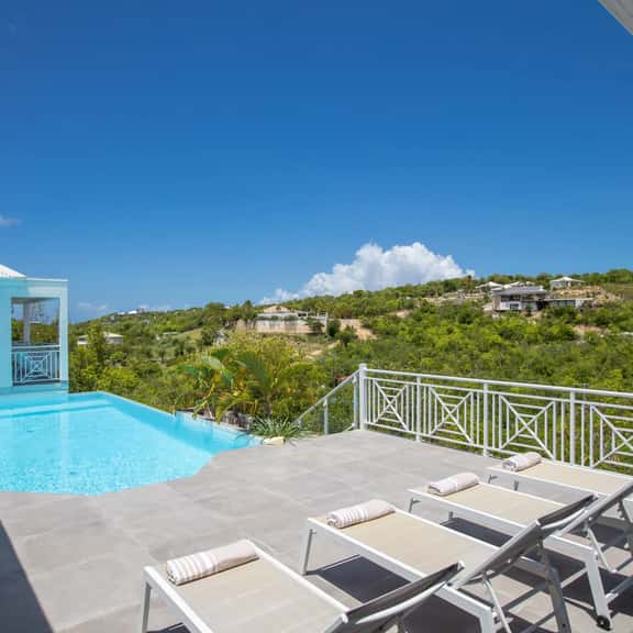 Villa Angelsmart 3BR - Image 1