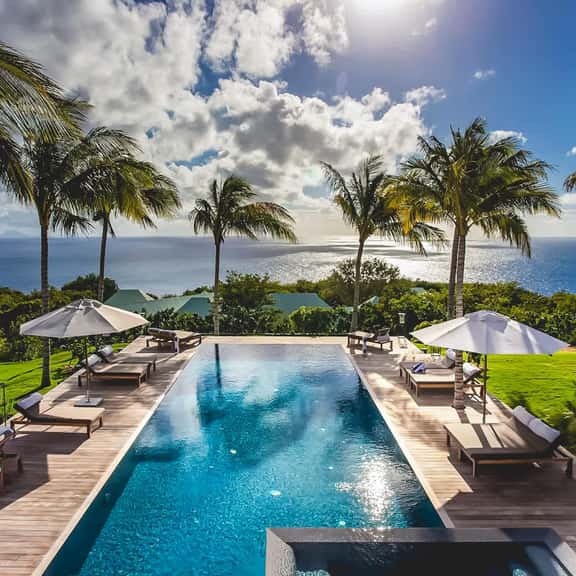 Villa Blanc Bleu 5BR - Image 1