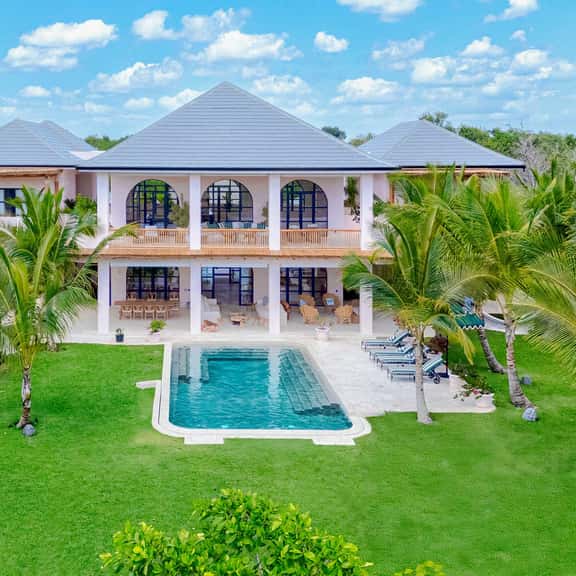 Hacienda La Paloma - Image 1