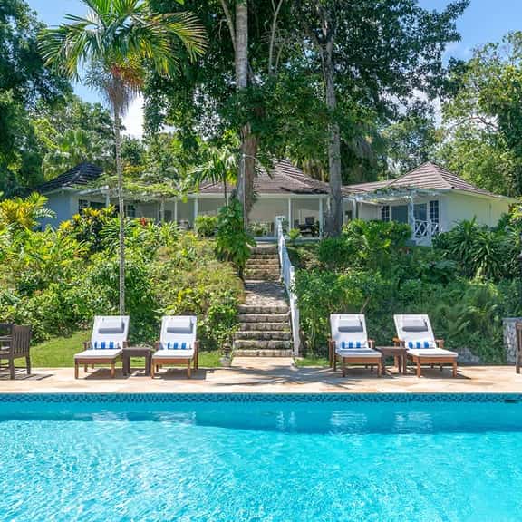 Villa Somewhere - Image 1