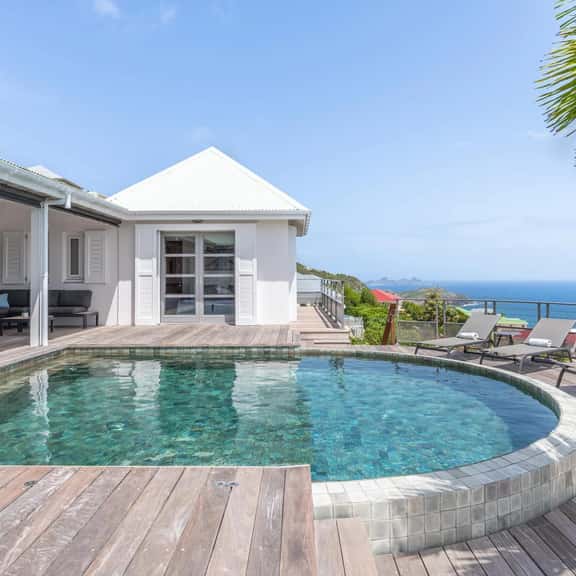 Villa Ocean 5 5BR - Image 1
