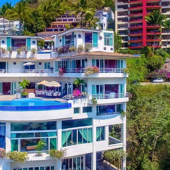 Casa Yvonneka - Image 1