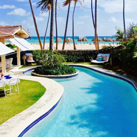 Villa Long Beach - Image 1