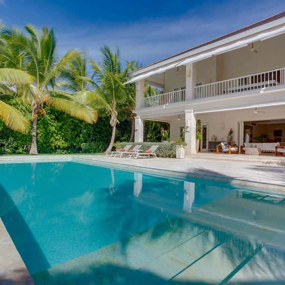 Hacienda B5 - Image 1