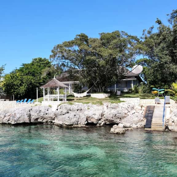 Sea Haven 4BR - Image 1