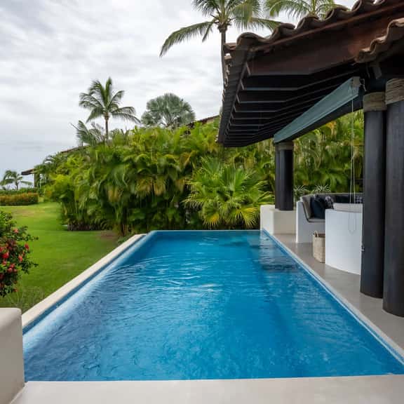 Villa 37 Four Season - Image 1