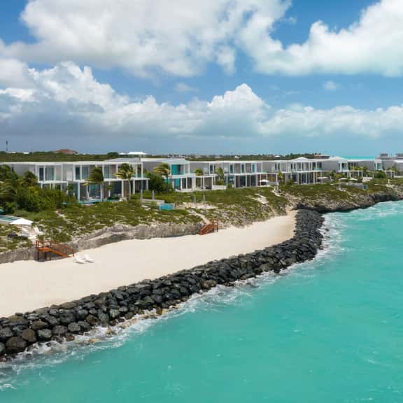 Estate Reef 6BR + 2 Guesthouse - Image 1