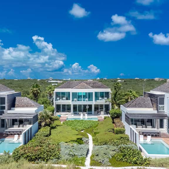 EOS Villa - Image 1