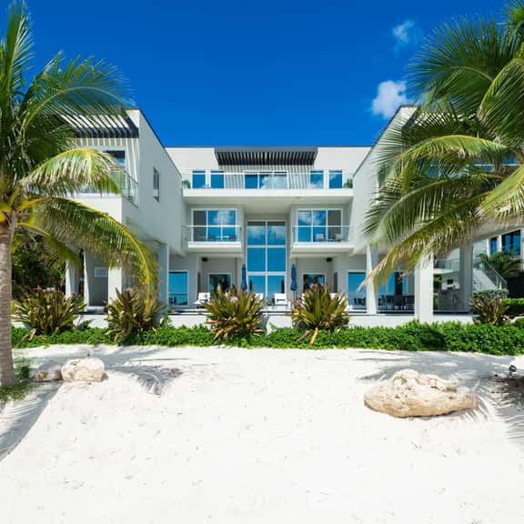 Grand Palm Residence - Image 1