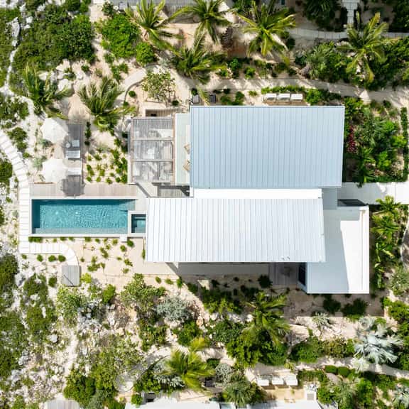 Ocean Estate Reef 5BR + Guesthouse - Image 1