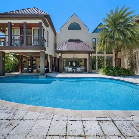 Breakaway Villa - Image 1