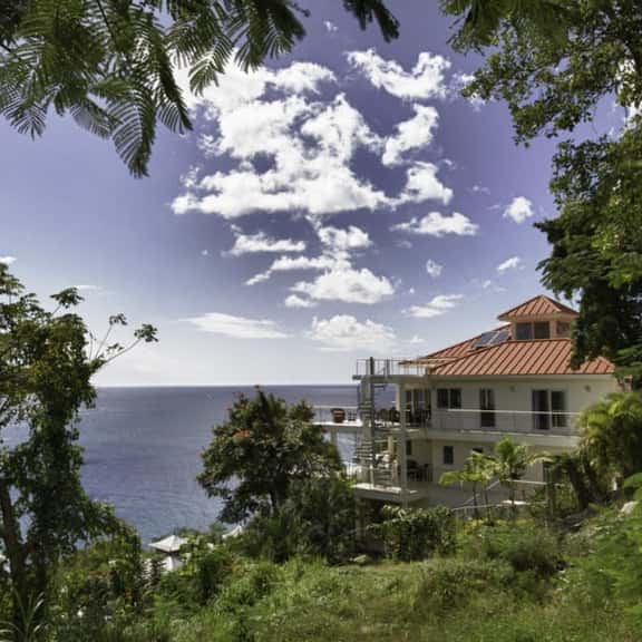 Trou Rolland 3BR - Image 1