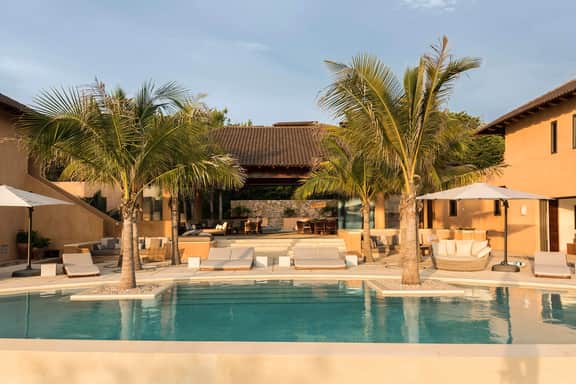 Estate Las Palmas - Image 3