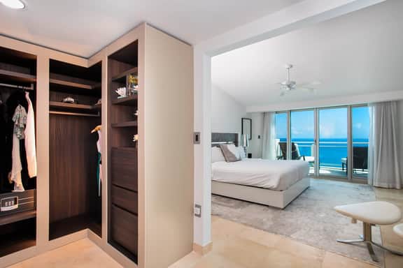 The Cove 3BR - Image 3